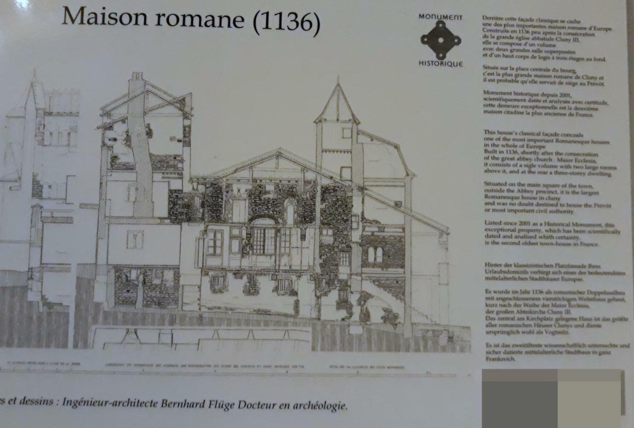 Maison Romane 1136 Cluny Bagian luar foto